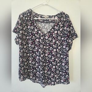 LOFT Outlet Women’s Black Floral V-Neck Short Sleeve Top (Size Large)
